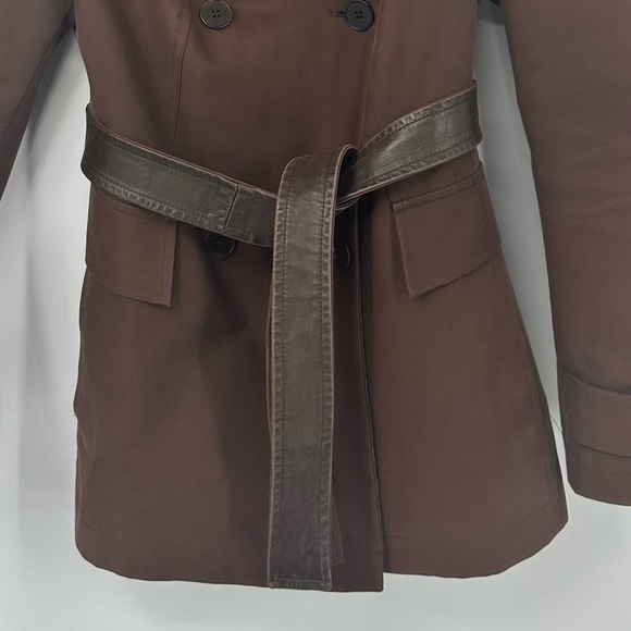 Kenneth Cole New York Midi Trench Coat Womens 42 6 Brown Belted Collar - Picture 3 of 10